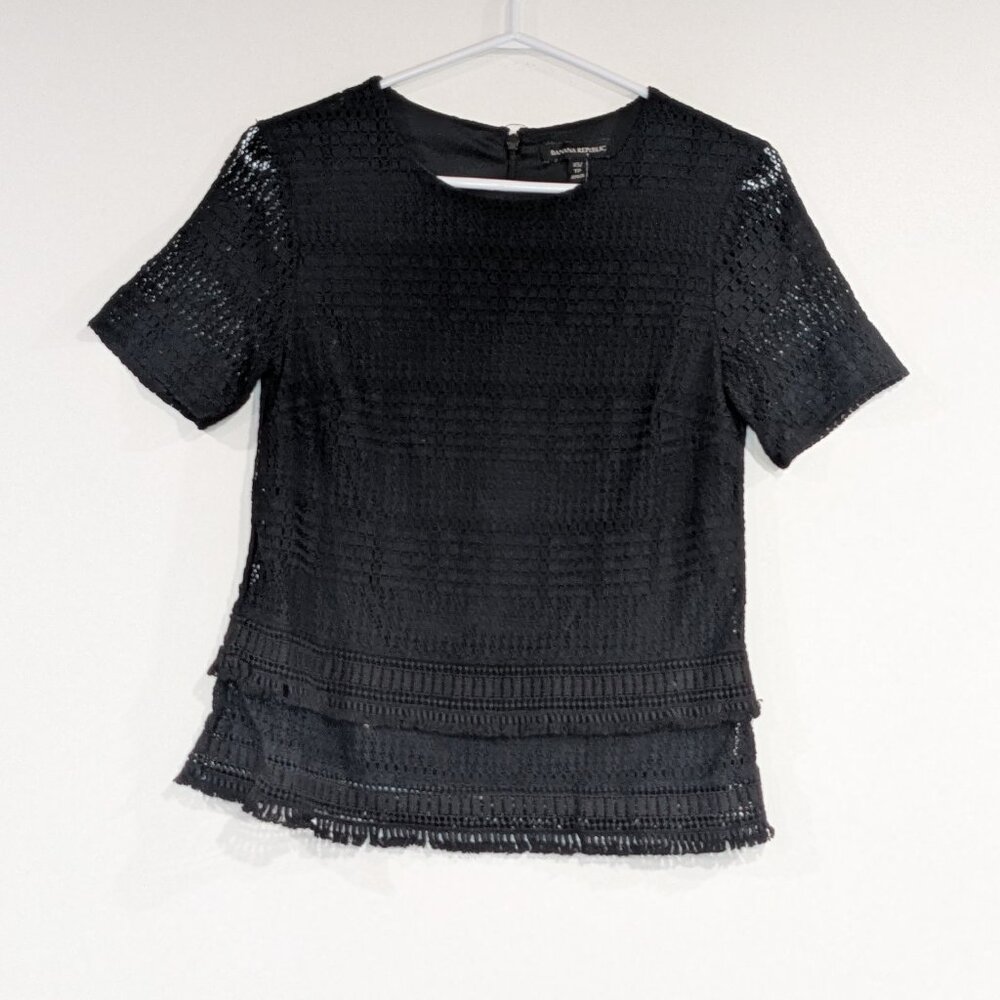 *3/$10* Banana Republic Short Sleeve Lace Top Black Size XS